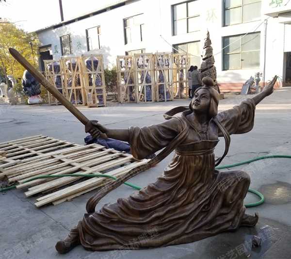 盛唐舞劍第一人——公孫大娘，銅人物雕塑